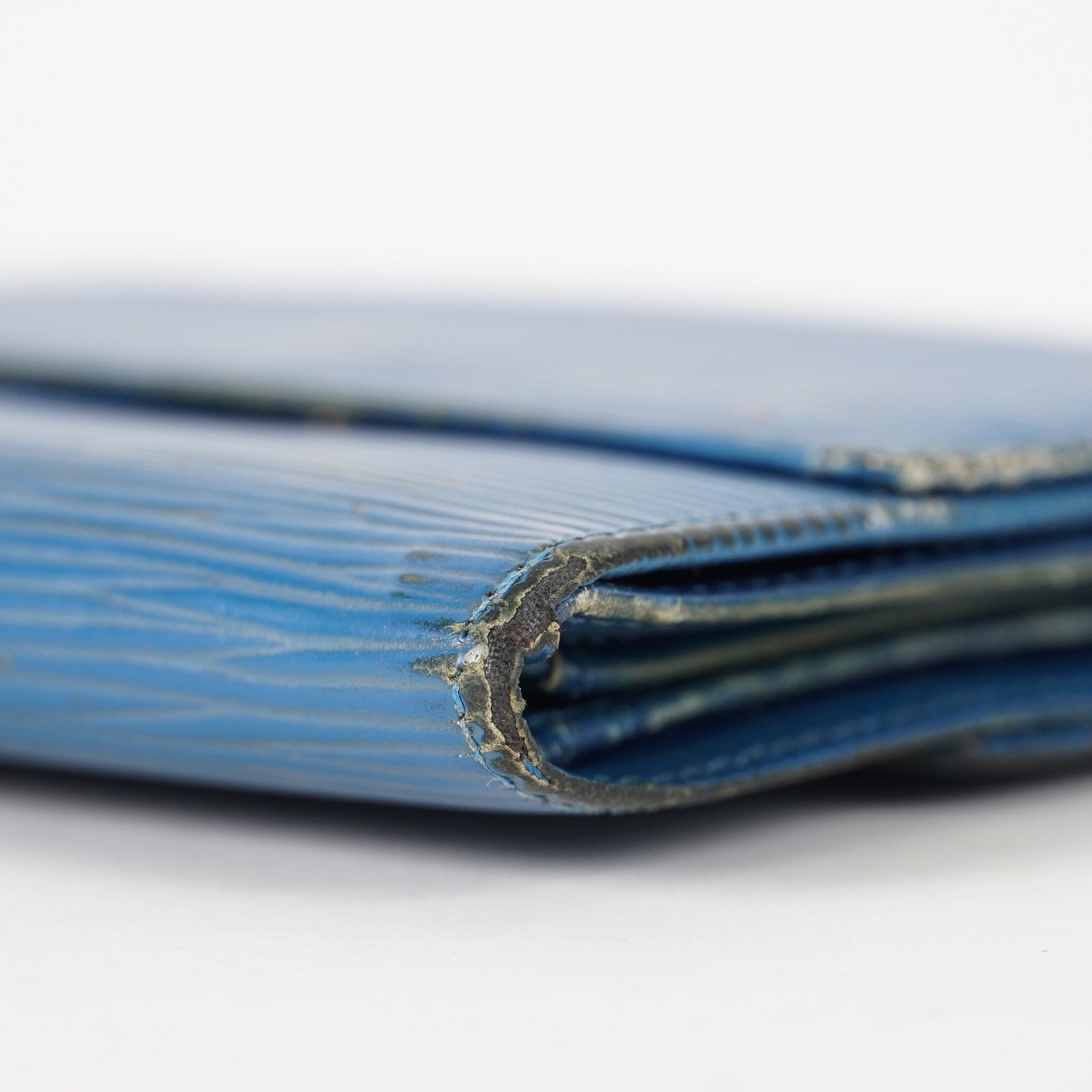Louis Vuitton Blue Epi Leather Elise Compact Wallet  XY215