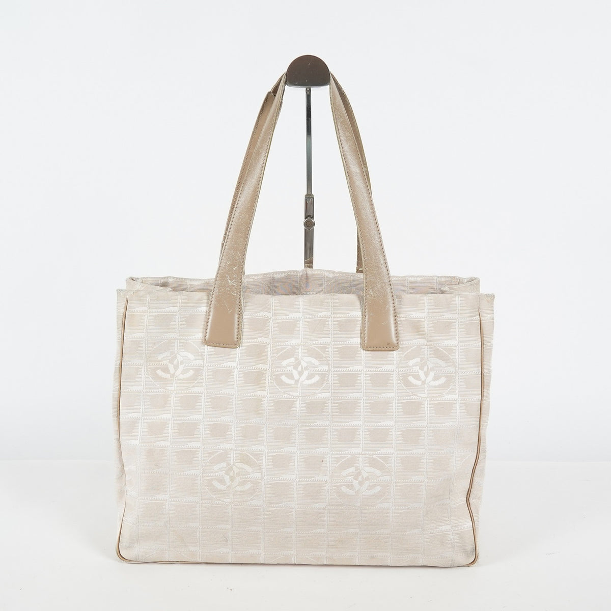 Chanel Travel Line Tote Bag Beige Nylon Leather Used Handbag 09M41793108