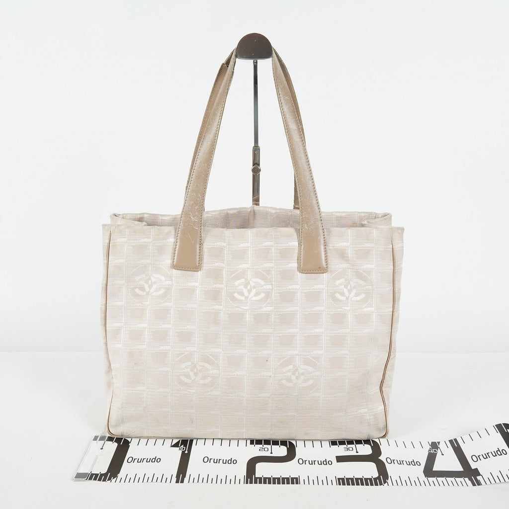 Chanel Travel Line Tote Bag Beige Nylon Leather Used Handbag 09M41793108