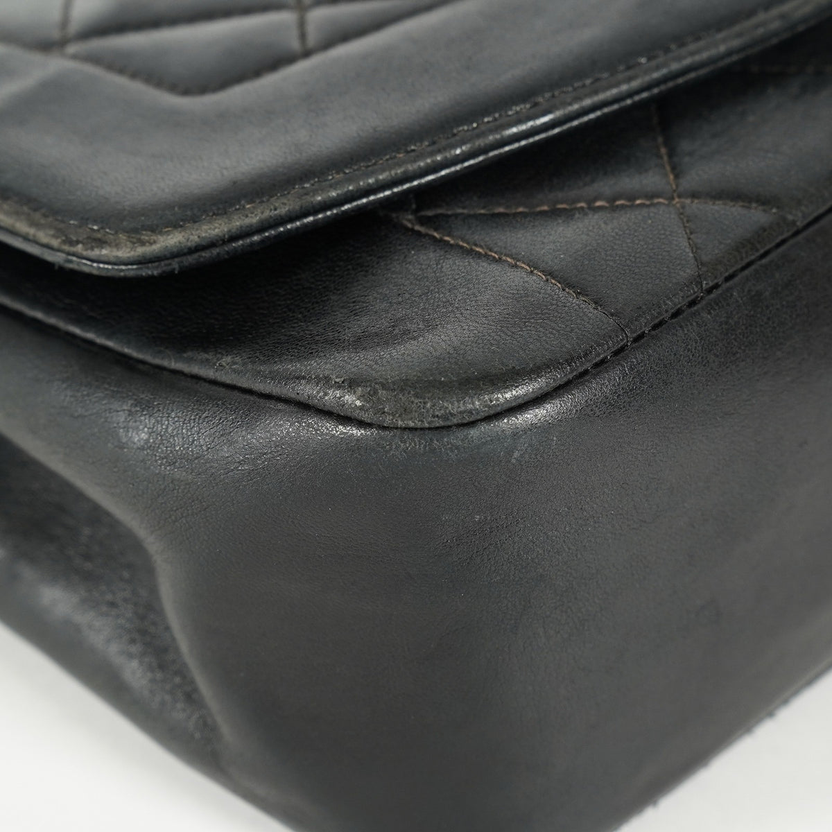 Chanel Diana 22 Flap Bag Black Lambskin Chain Shoulder Bag 09E0130470011
