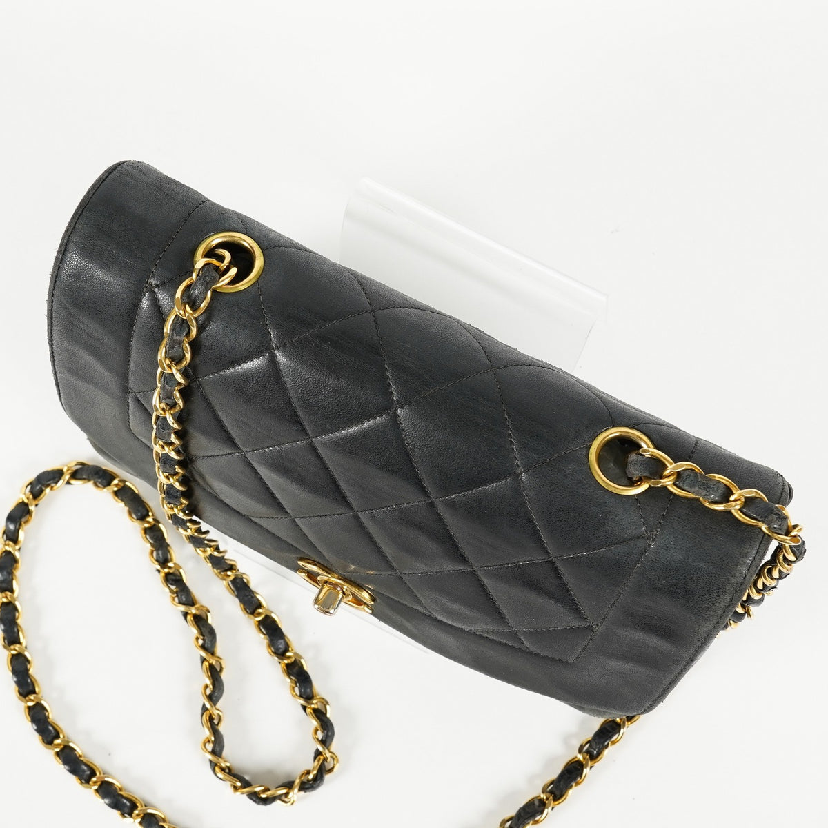 Chanel Diana 22 Flap Bag Black Lambskin Chain Shoulder Bag 09E0130470011