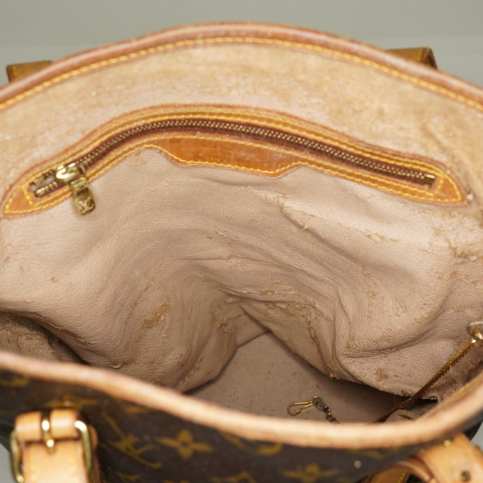 LOUIS VUITTON Monogram Bucket GM Shoulder Bag LV vintage M42236 06E602516804