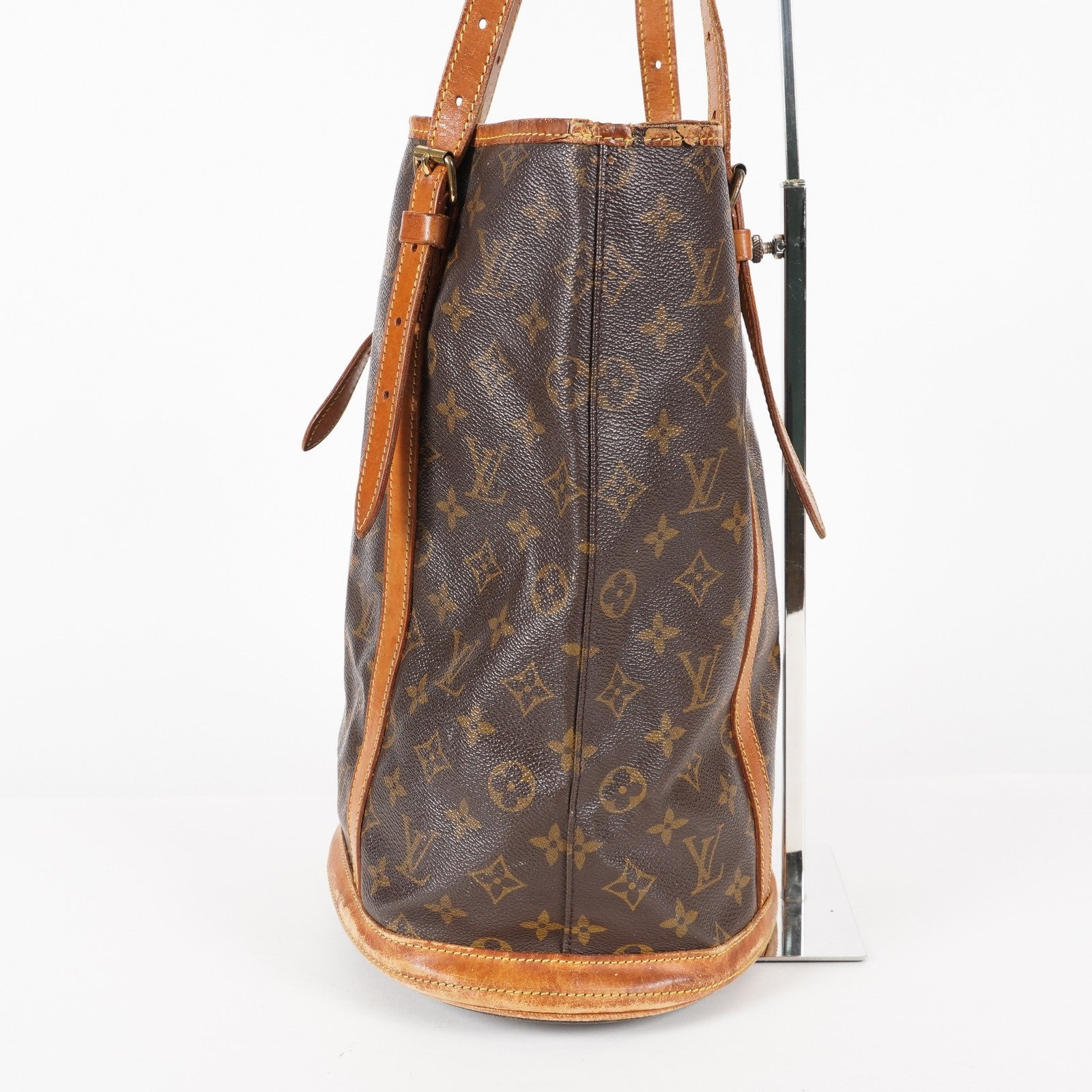 LOUIS VUITTON Monogram Bucket GM Shoulder Bag LV vintage M42236 05E102640013