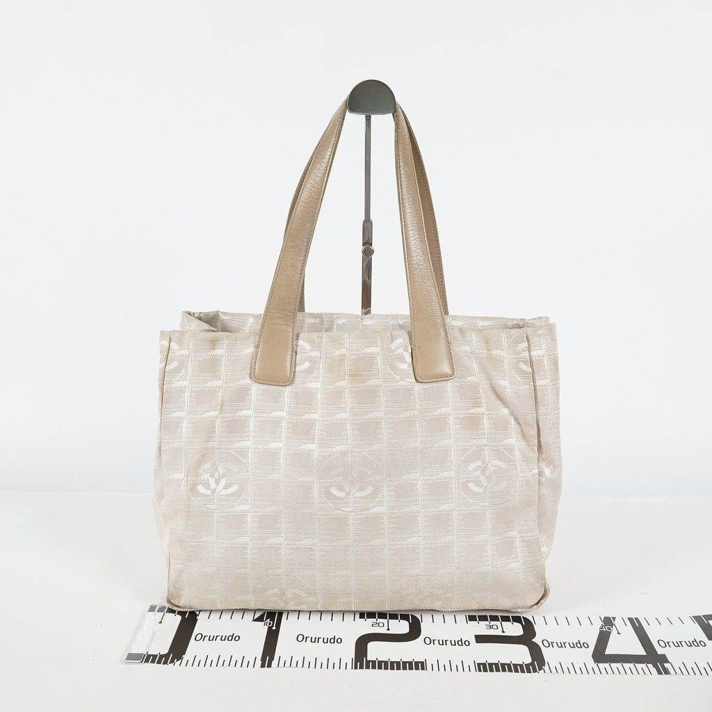 Chanel Travel Line Tote Bag Beige Nylon Leather Used Handbag 09M351246308