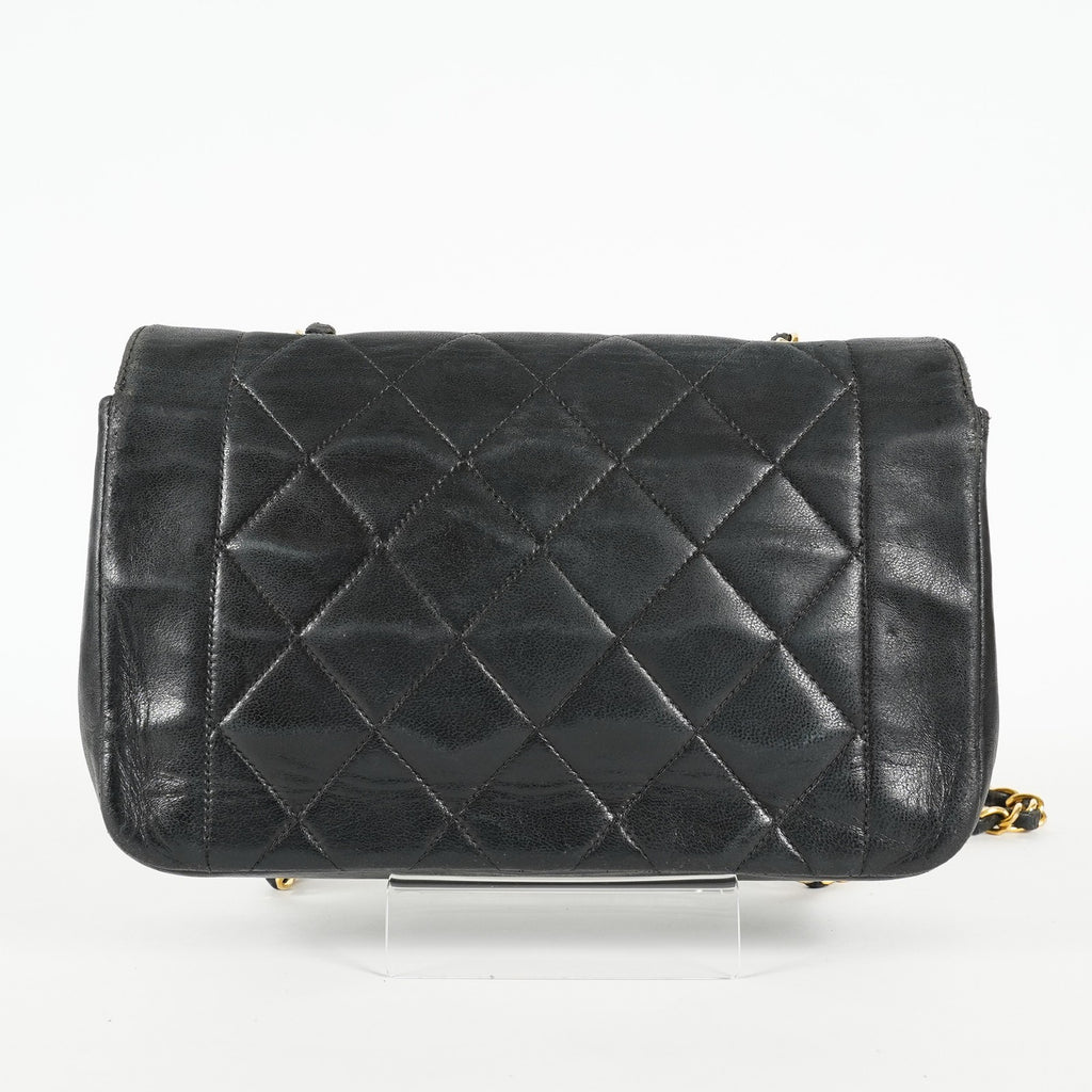 Chanel Diana 22 Flap Bag Black Lambskin Chain Shoulder Bag 09E0130470011
