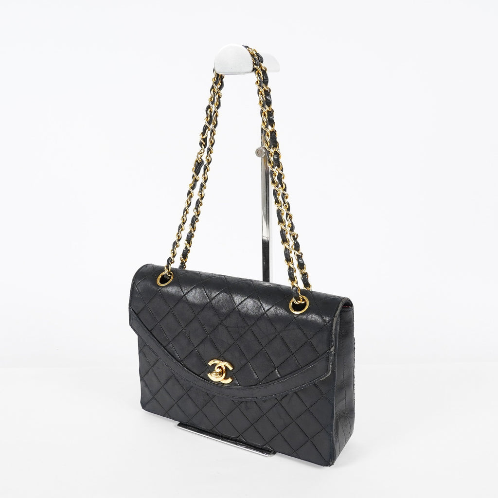 Chanel Matelasse Half Moon Flap Bag 25cm Black Quilted Chain Used 08E0717270006