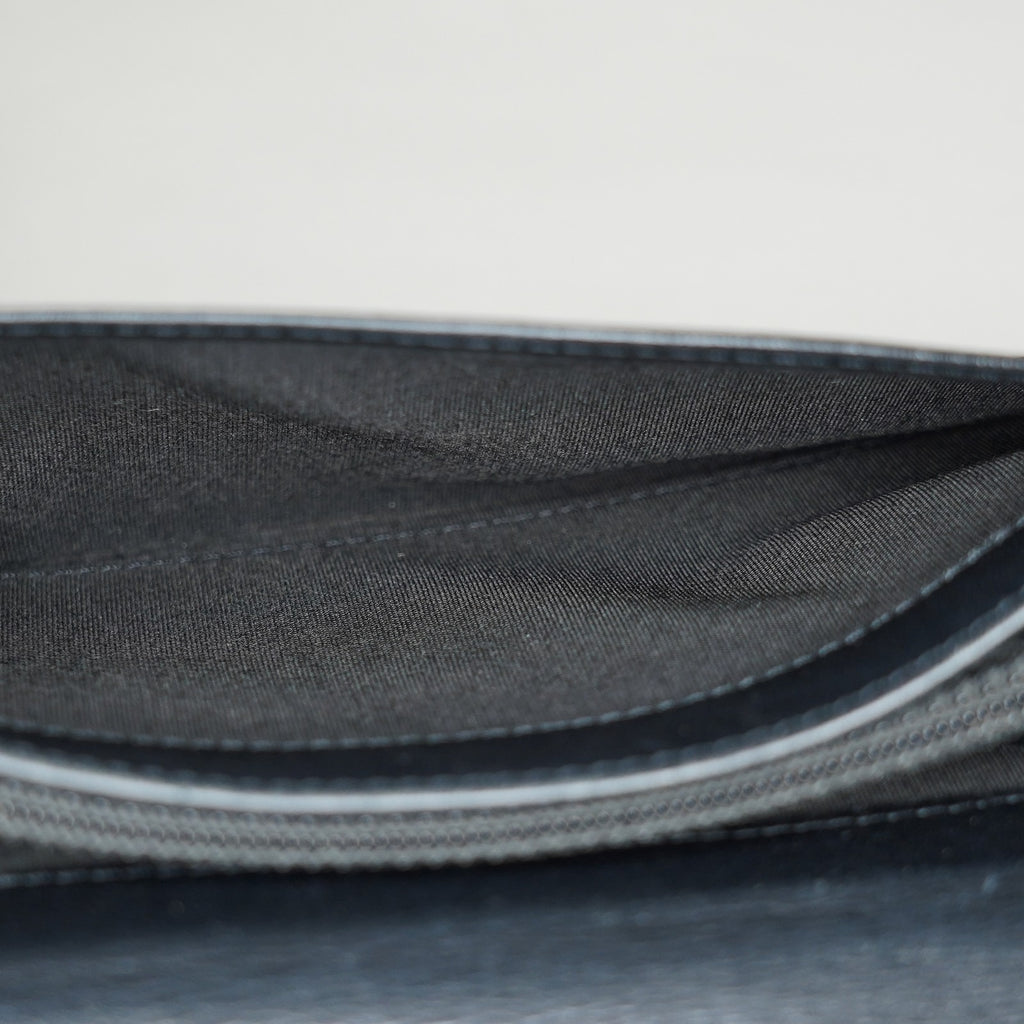 Vintage CHANEL Leather Black Bifold Wallet Classic Purse 05E412310016