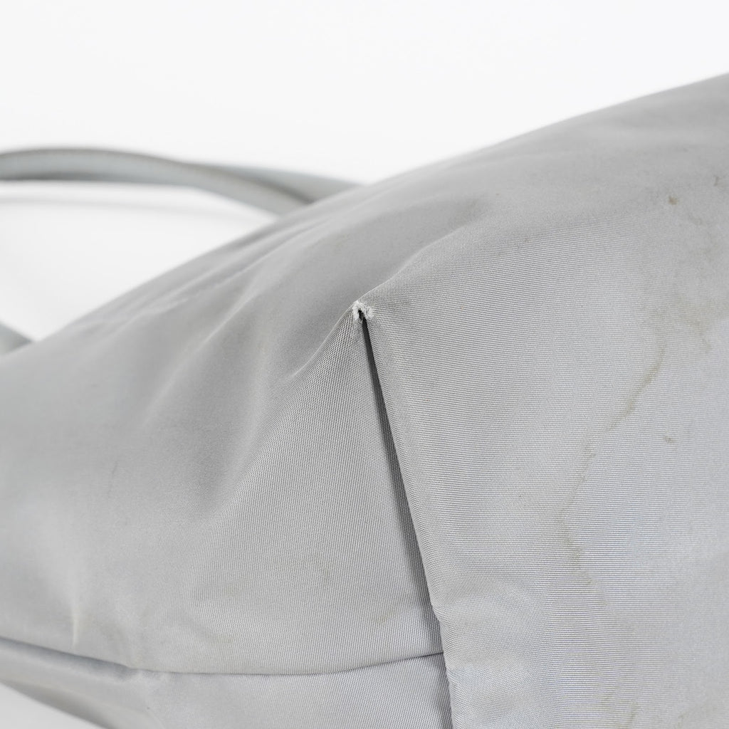LONGCHAMP Le Pliage Nylon Shoulder Tote Gray Silver Hardware Used 08M40339917