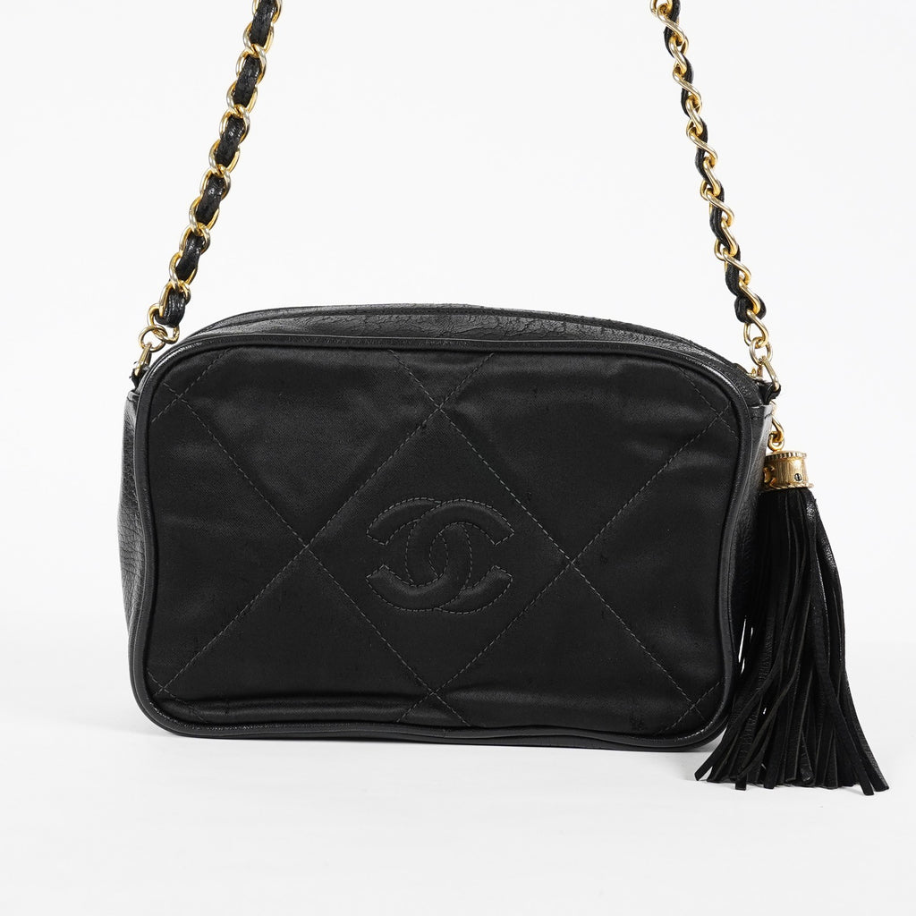 Chanel Satin Leather CC Fringe Chain Shoulder Bag Black Used 07E058800027