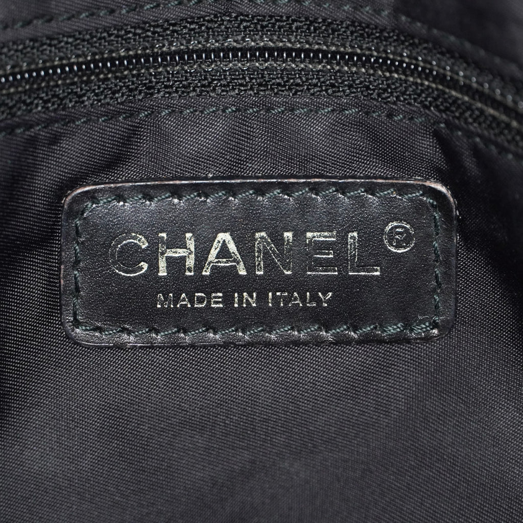 Chanel New Travel Line Tote Bag MM Black Nylon Leather Gold HW Used 08E191155007