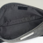 Gucci GG Canvas Boat Pochette Black Shoulder Pouch Bag Vintage Used 08E052090002