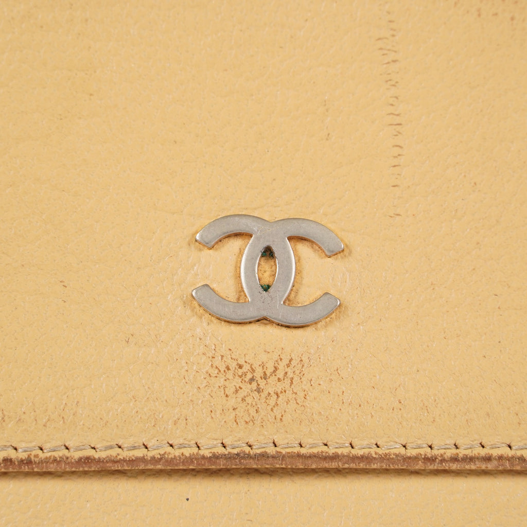 AUTHENTIC Chanel VINTAGE Beige Sevruga Compact Wallet 05E561045016