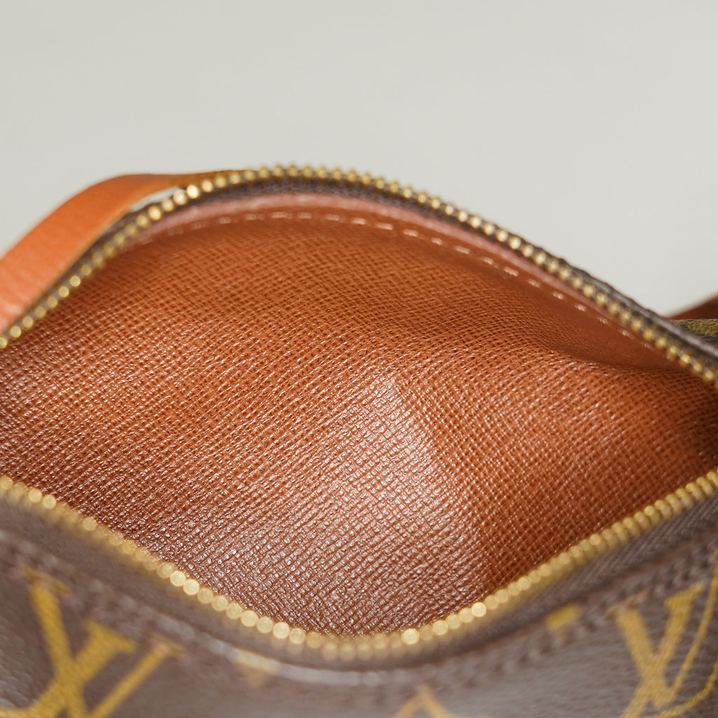 Authentic Louis Vuitton Monogram Papillon Pouch vintage 05E542090016