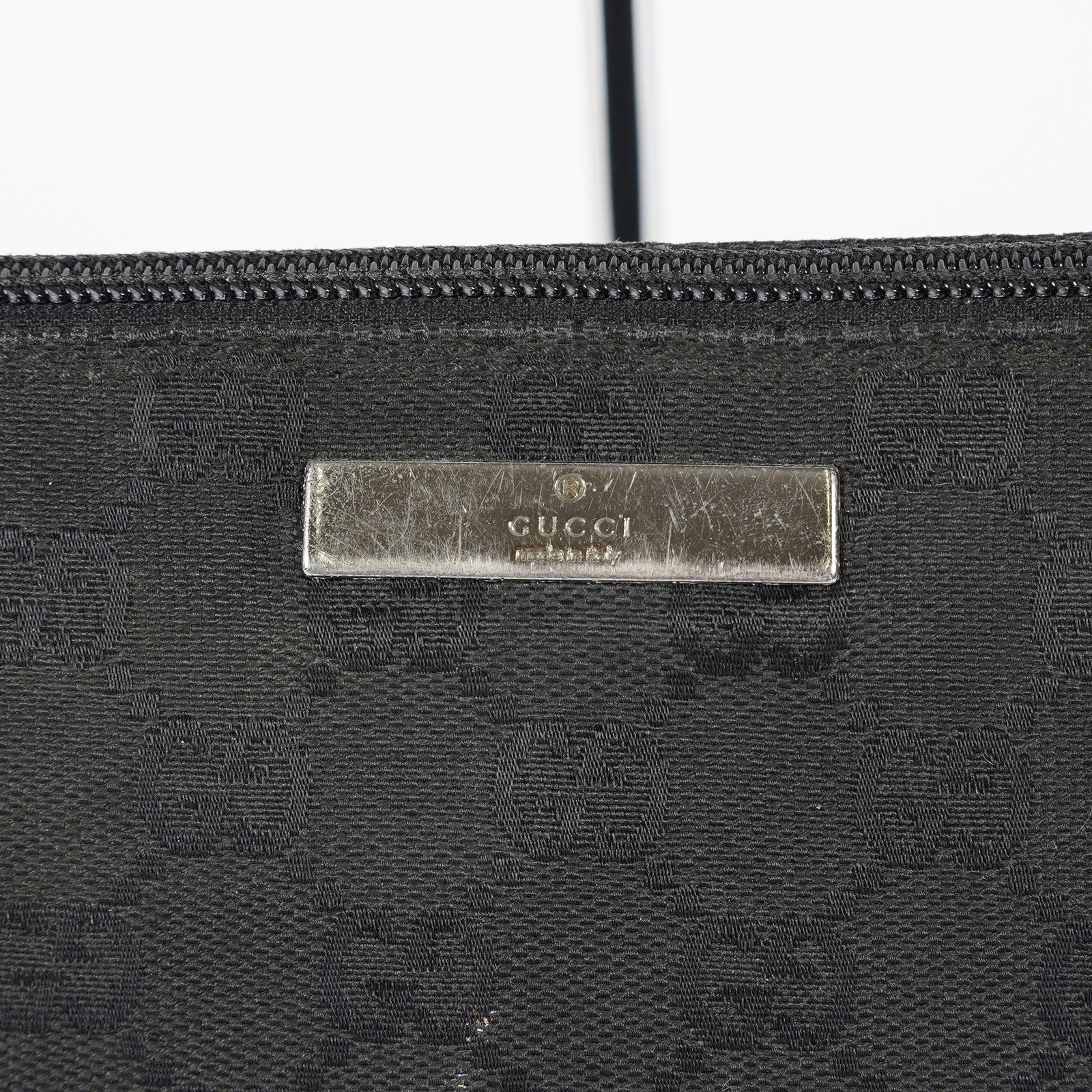 Gucci GG Canvas Boat Pochette Black Shoulder Pouch Bag Vintage Used 08E052090002