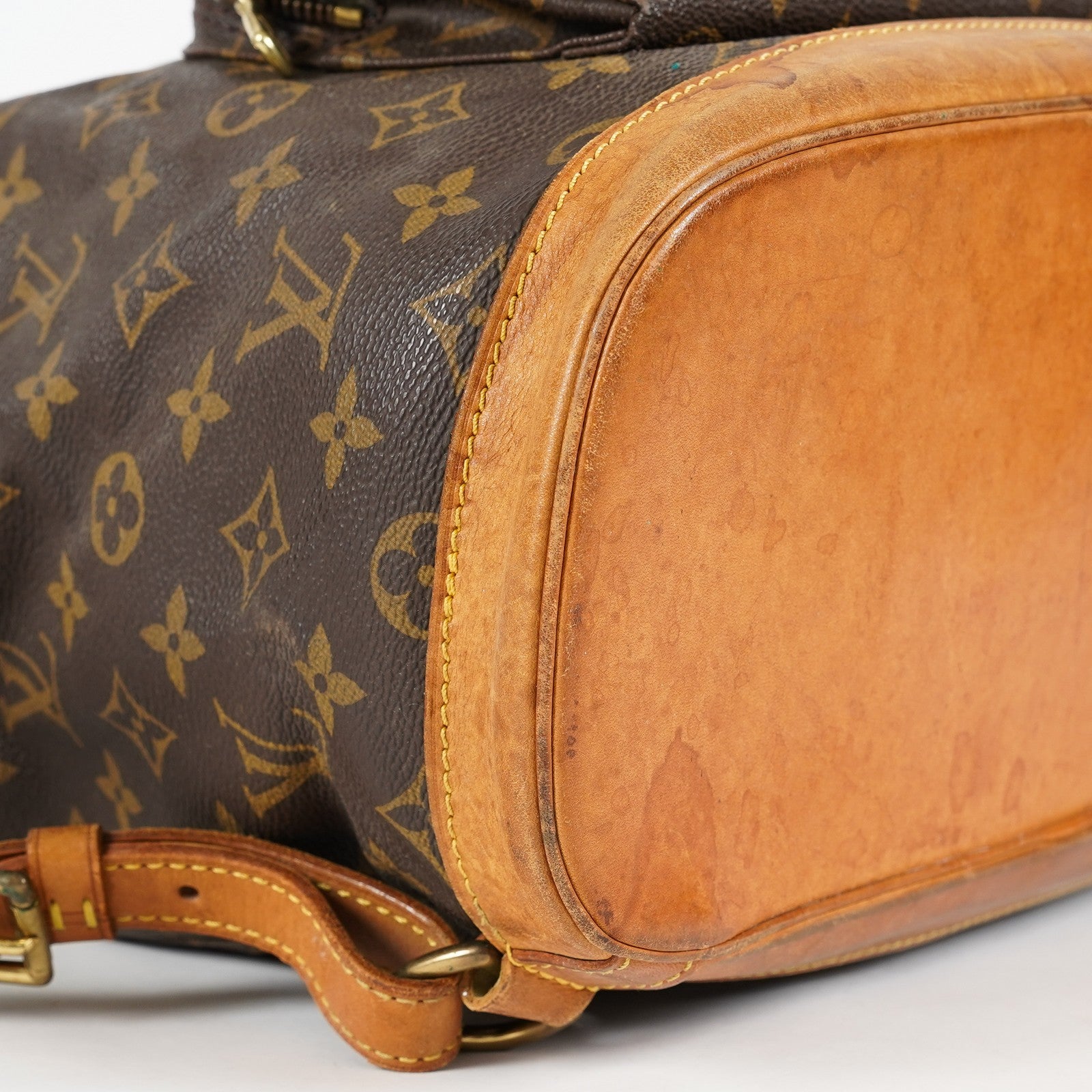 Louis Vuitton M51135 Monogram Montsouris GM Backpack Brown Used 07E074730027