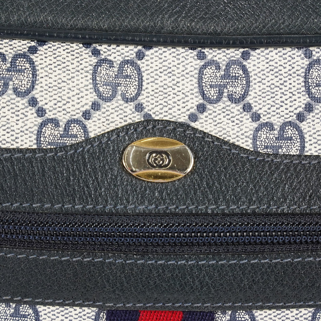 GUCCI Sherry Line GG Supreme Shoulder Bag Navy Crossbody Vintage 08E242640010
