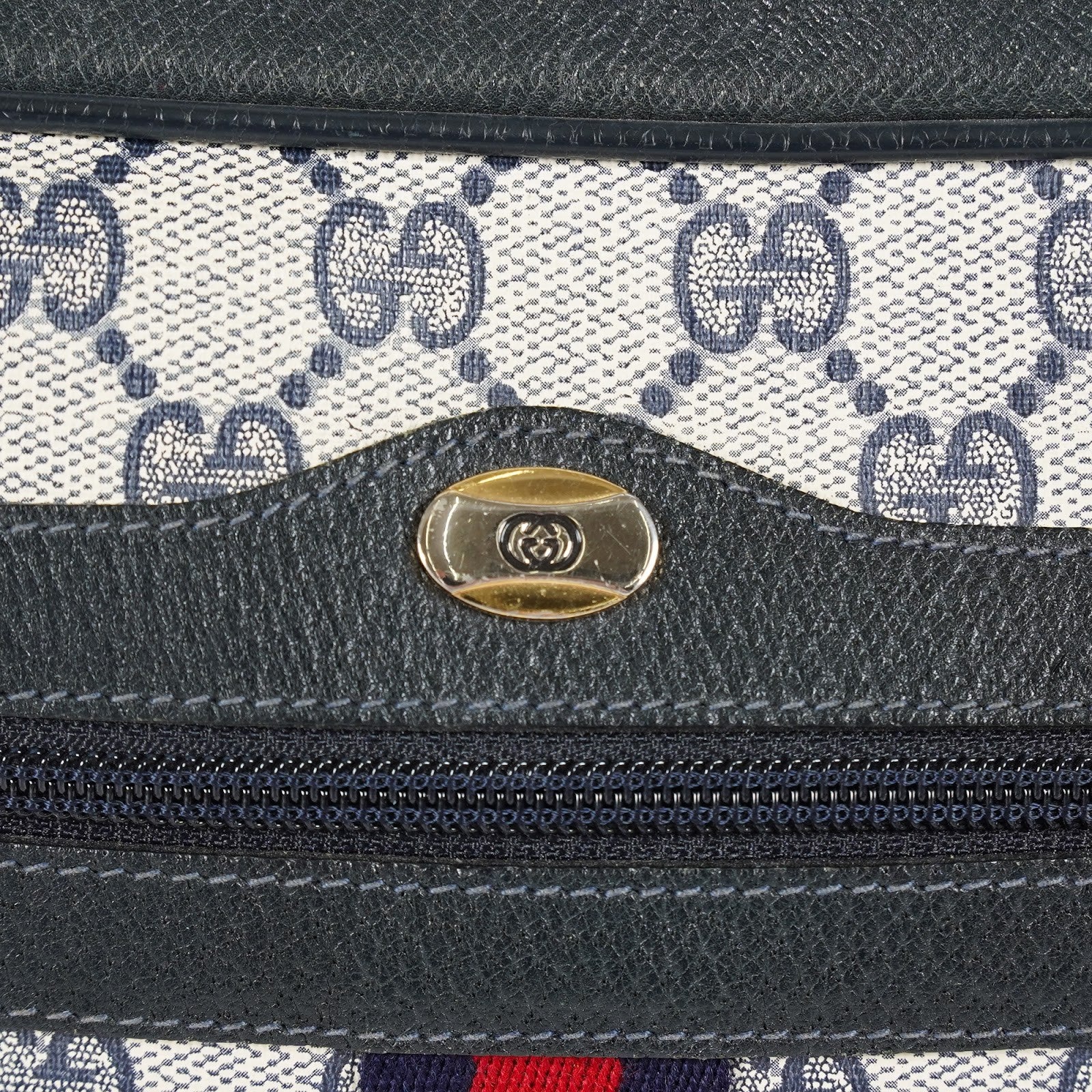 GUCCI Sherry Line GG Supreme Shoulder Bag Navy Crossbody Vintage 08E242640010