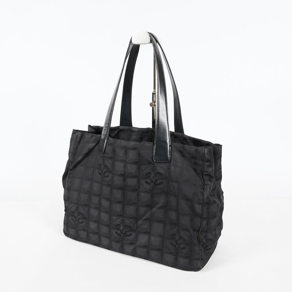 Chanel Travel Line Tote Bag Black Nylon Leather Used Handbag 09M321359608