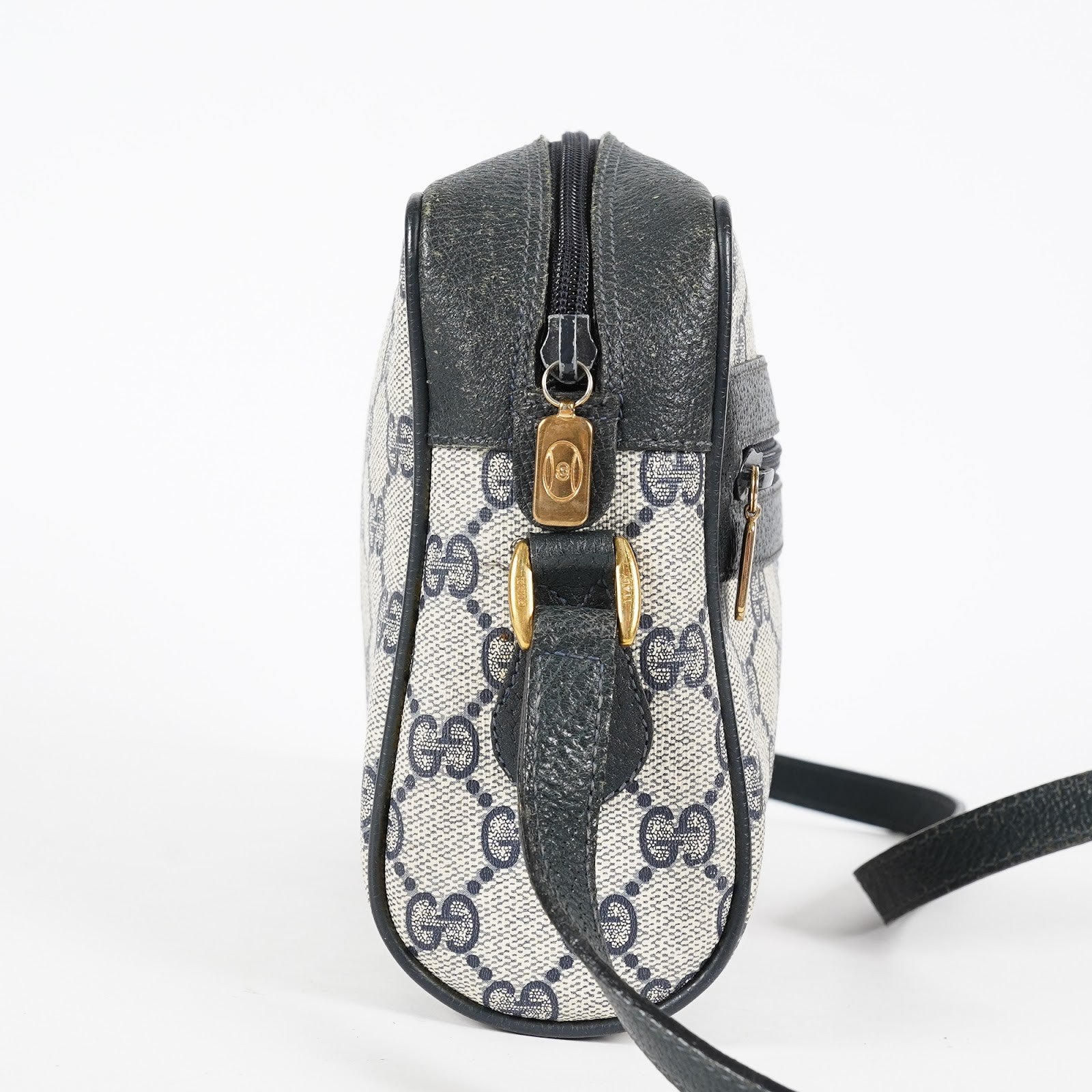 GUCCI Sherry Line GG Supreme Shoulder Bag Navy Crossbody Vintage 08E242640010