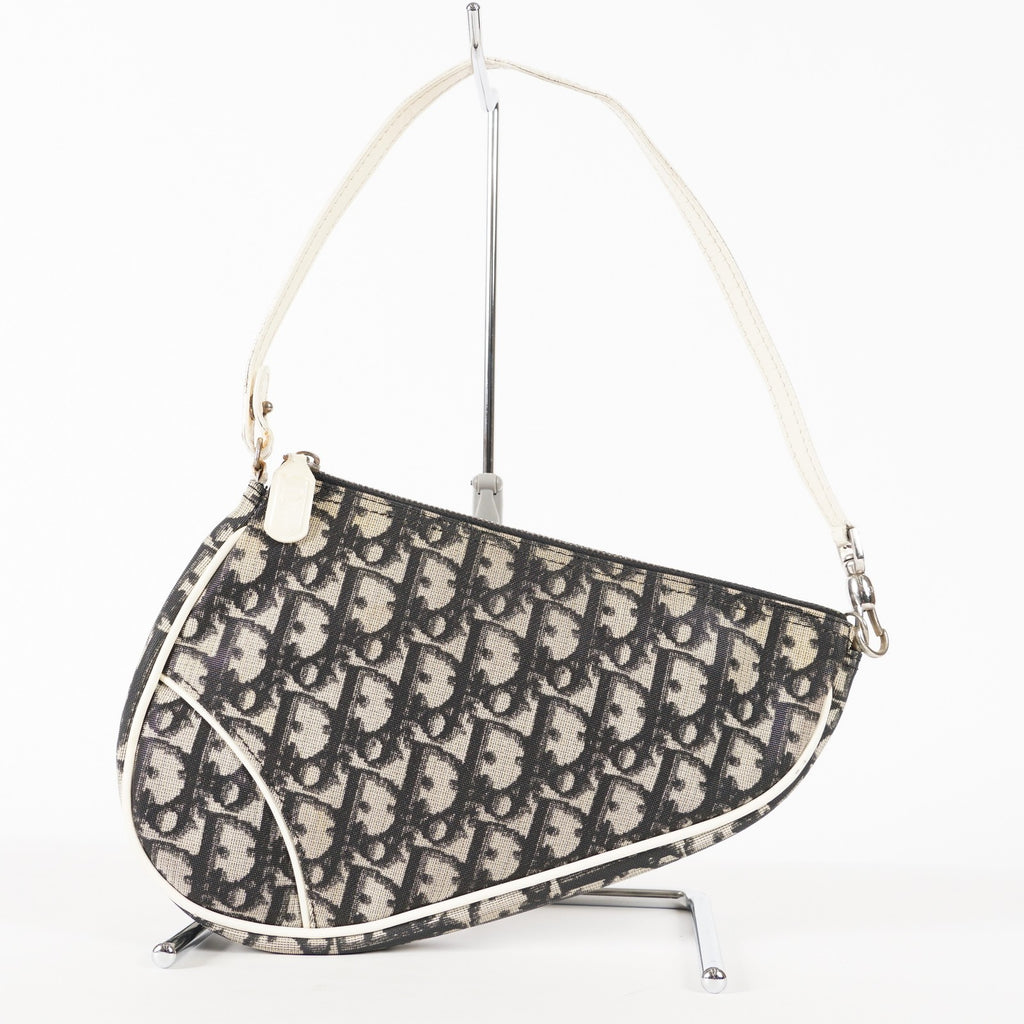  CHRISTIAN DIOR Monogram Mini Saddle Pochette Navy/Black 01E215720008