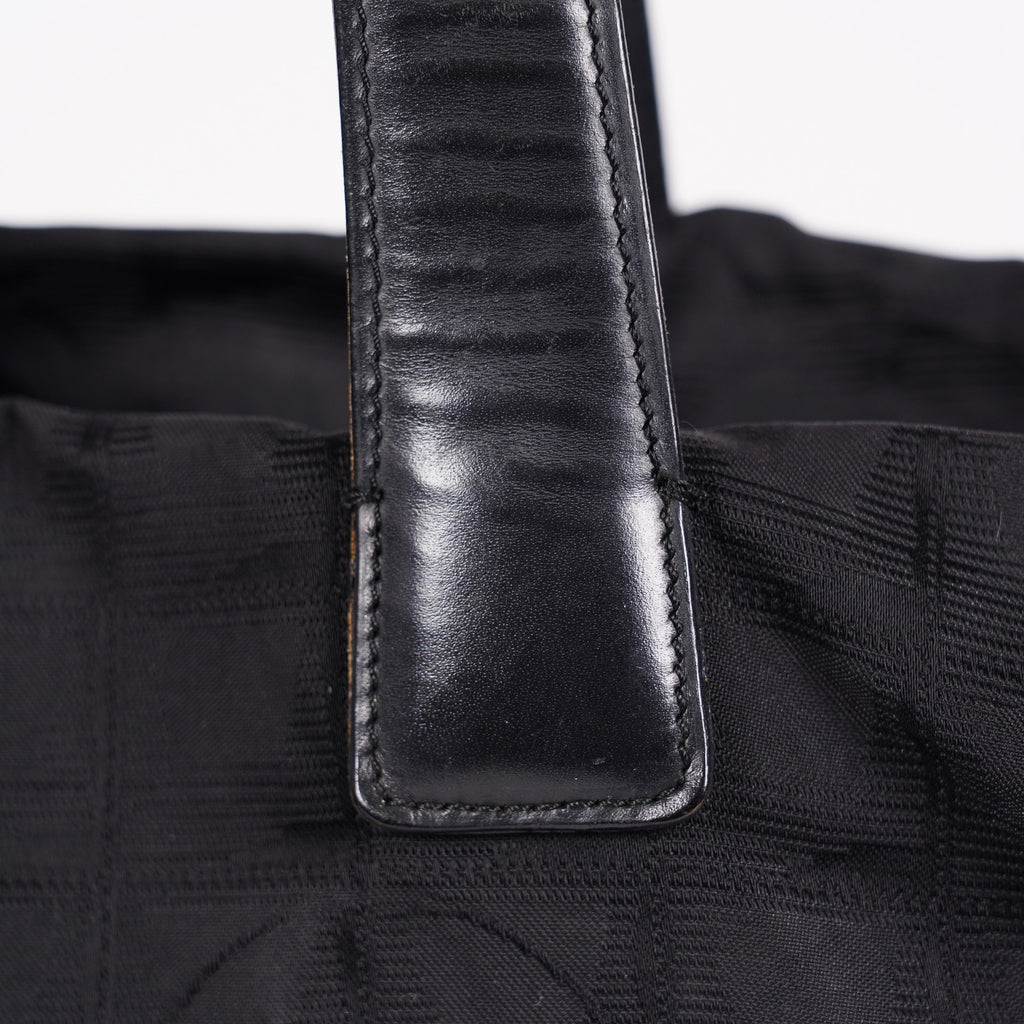 Chanel Old Travel Line Tote MM Black Nylon Shoulder Bag CC Used 06E111155030