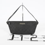 Gucci GG Canvas Boat Pochette Black Shoulder Pouch Bag Vintage Used 08E052090002