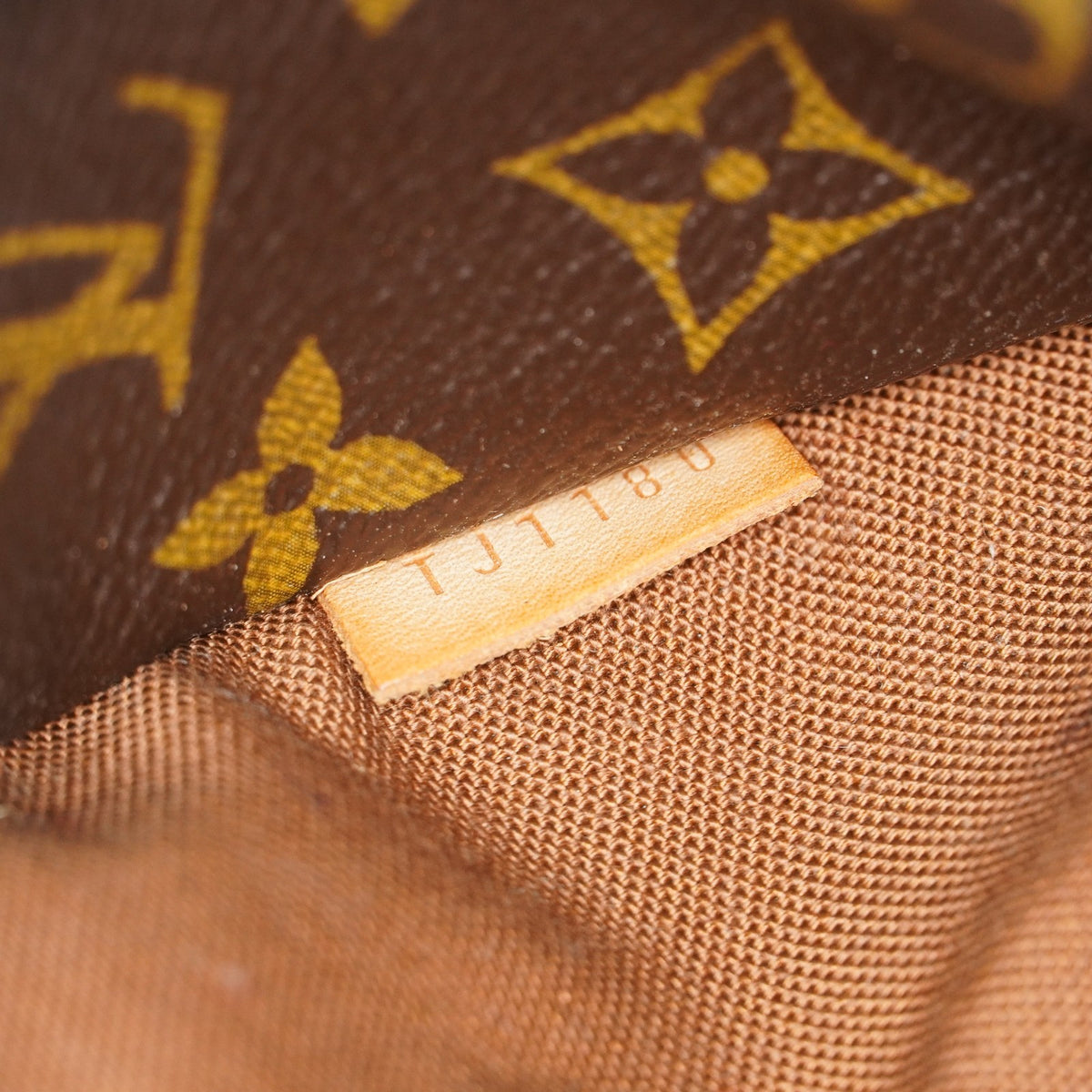 Louis Vuitton Totally MM M56689 Monogram Canvas Brown Used Tote Bag 09A033432009