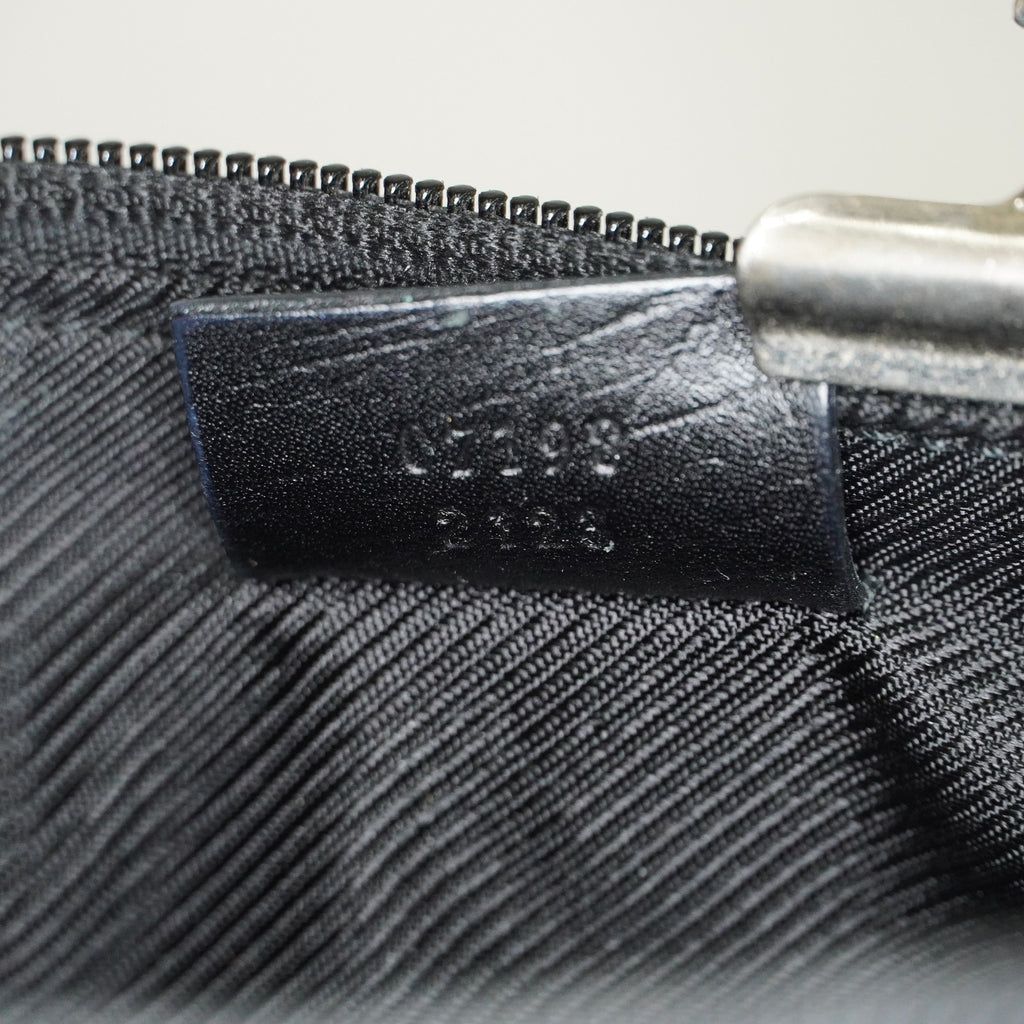 Gucci GG Canvas Boat Pochette 22cm Black Leather Trim Vintage Used 07E022310029