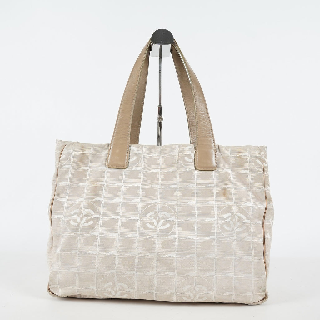 Chanel Travel Line Tote Bag Beige Nylon Leather Used Handbag 09M351246308