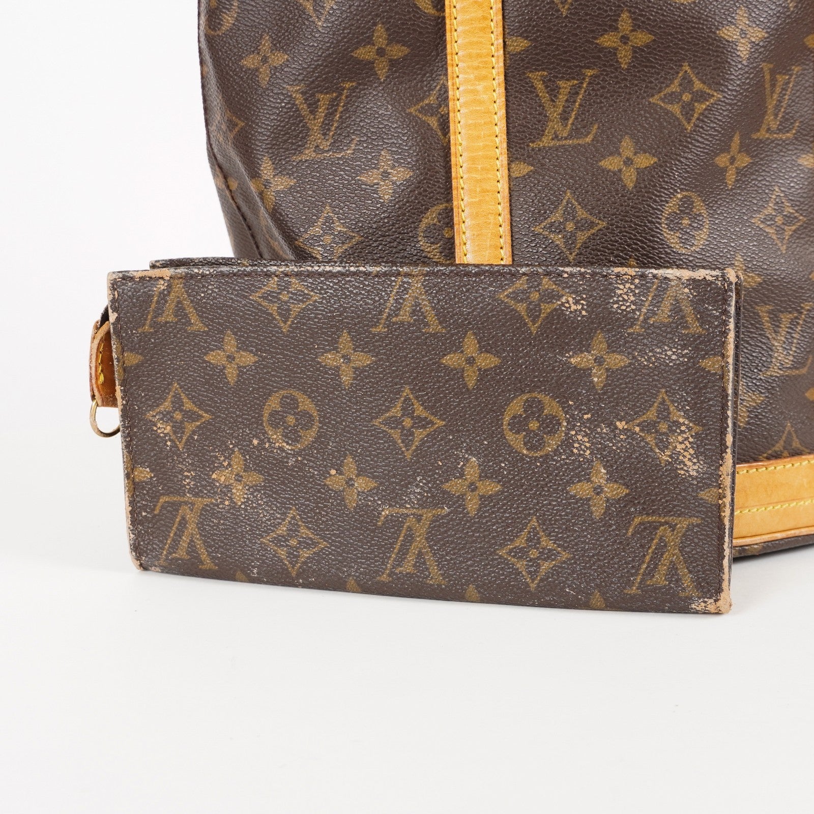 LOUIS VUITTON Monogram Bucket GM Shoulder Bag LV vintage M42236 05E152750029