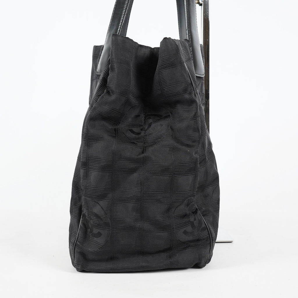 Chanel Travel Line Tote Bag Black Nylon Leather Used Handbag 09M321359608