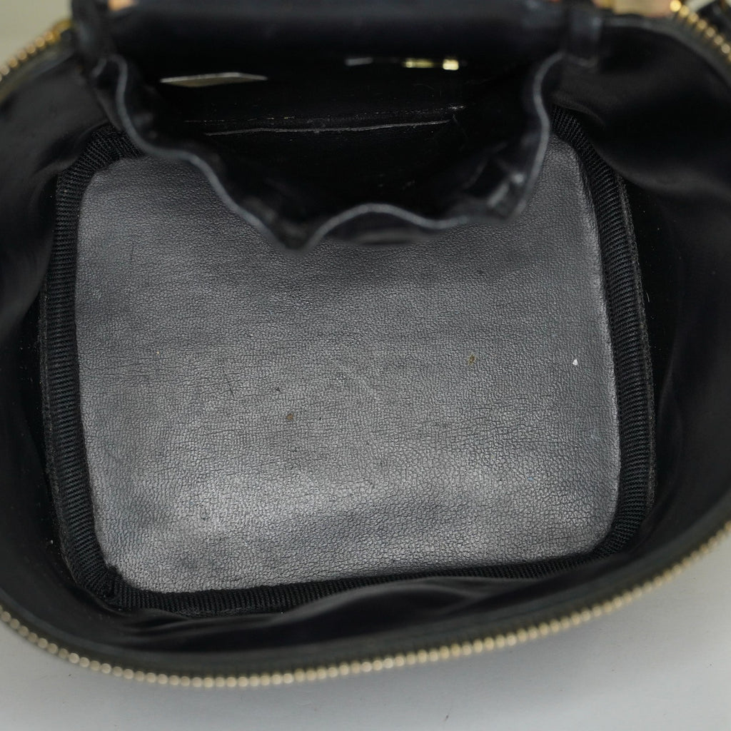CHANEL Caviar Skin CC Vanity Bag Black Gold Hardware Vintage Case 08E047150002