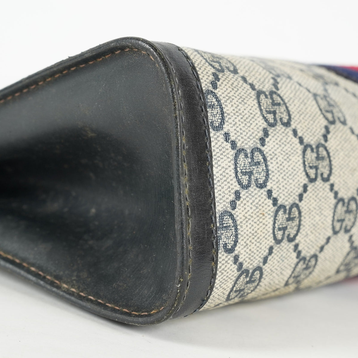 Gucci GG Supreme Clutch Bag 29cm Navy Canvas Leather Used Auth 09E20935010