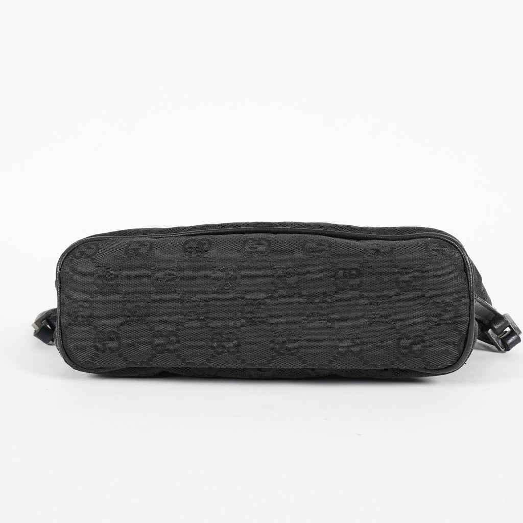 Gucci GG Canvas Boat Pochette Black Shoulder Pouch Bag Vintage Used 08E052090002