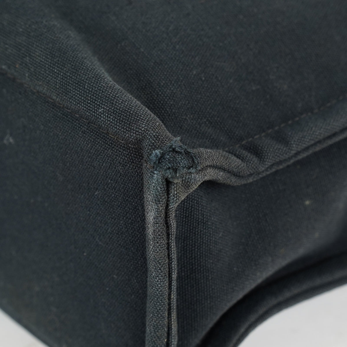 Hermes Fourre-Tout MM Black Canvas Used Tote Shoulder Bag 09M42736508