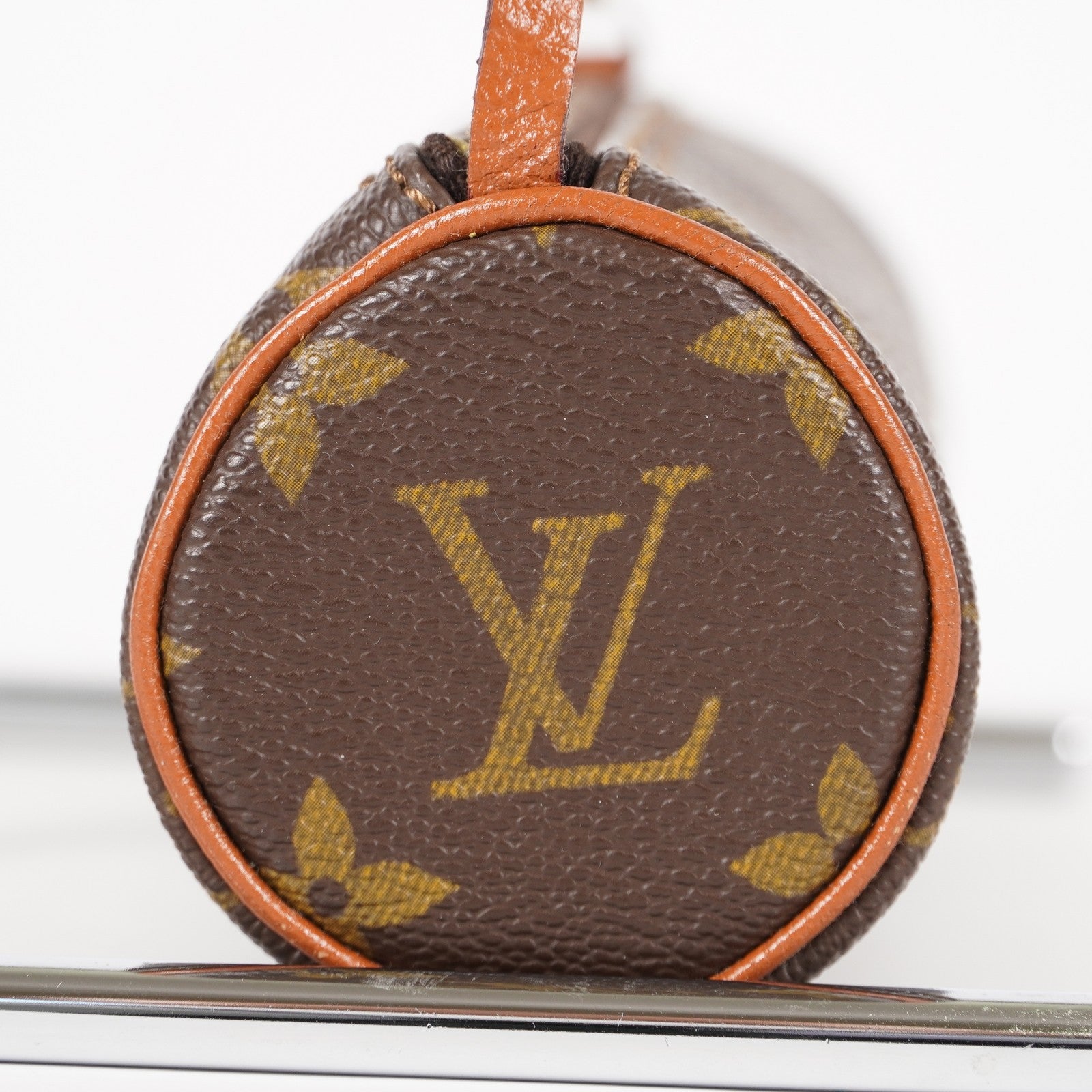 LOUIS VUITTON Monogram Papillon Pouch LV Auth vintage 05E552310016