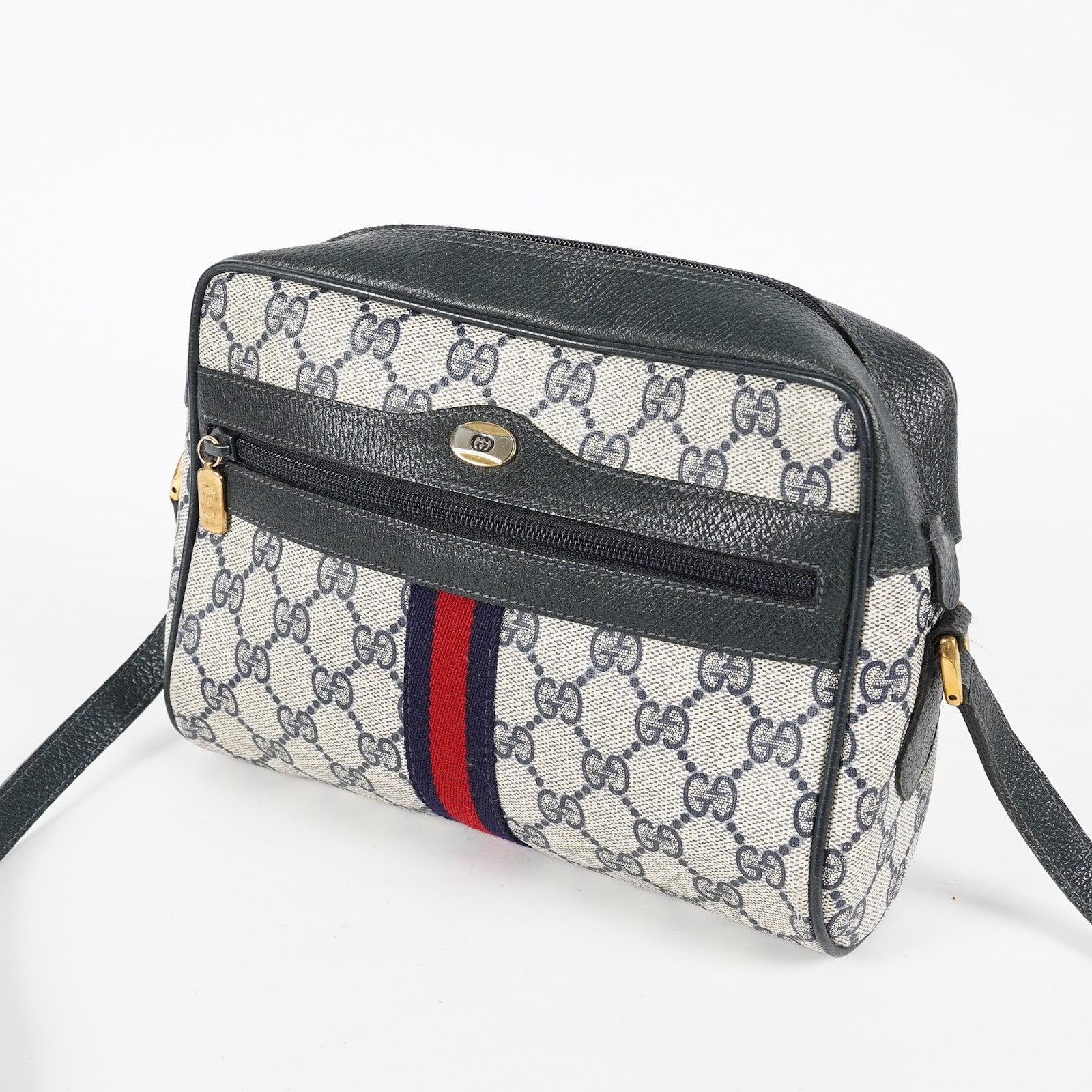 GUCCI Sherry Line GG Supreme Shoulder Bag Navy Crossbody Vintage 08E242640010